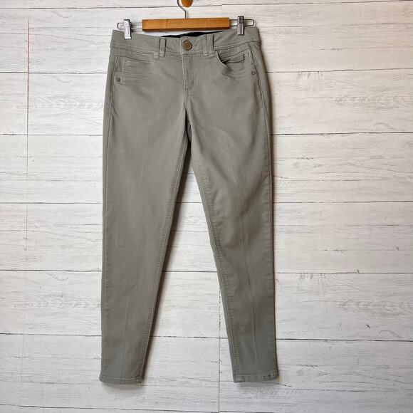 Democracy Jeans Womens Size 4 Gray Ab Technology Denim Cotton Blend Neutral - Picture 1 of 16